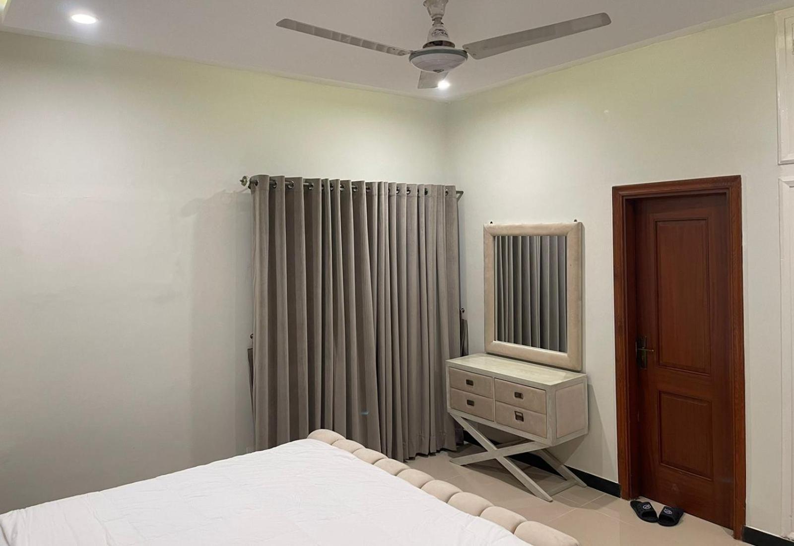 Bridge Residency-1, Sector F-6 Islamabad Exterior foto
